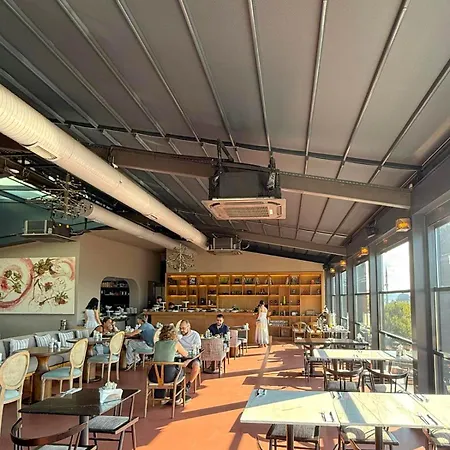 Sub Karakoy - Special Category 4*