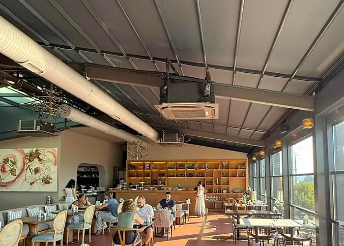 Sub Karakoy - Special Category 4*